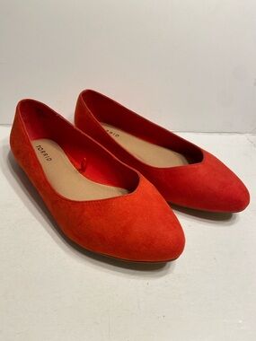 Torrid Red Suede Pointed-Toe Almond Toe Ballet Slip-On Flats Size 10W EUC